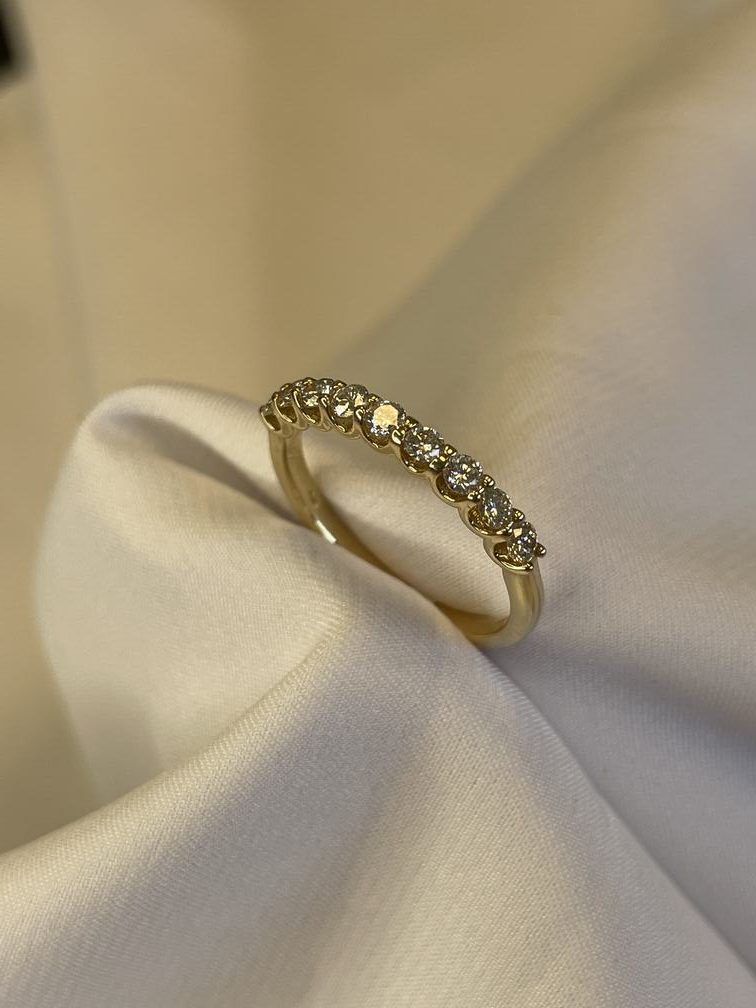 9 round diamond ring 0.45 carat