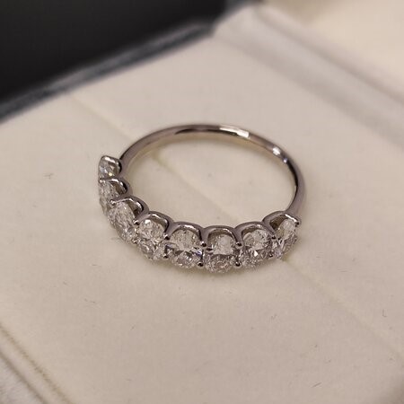 8 Oval Diamond Ring 2 carat
